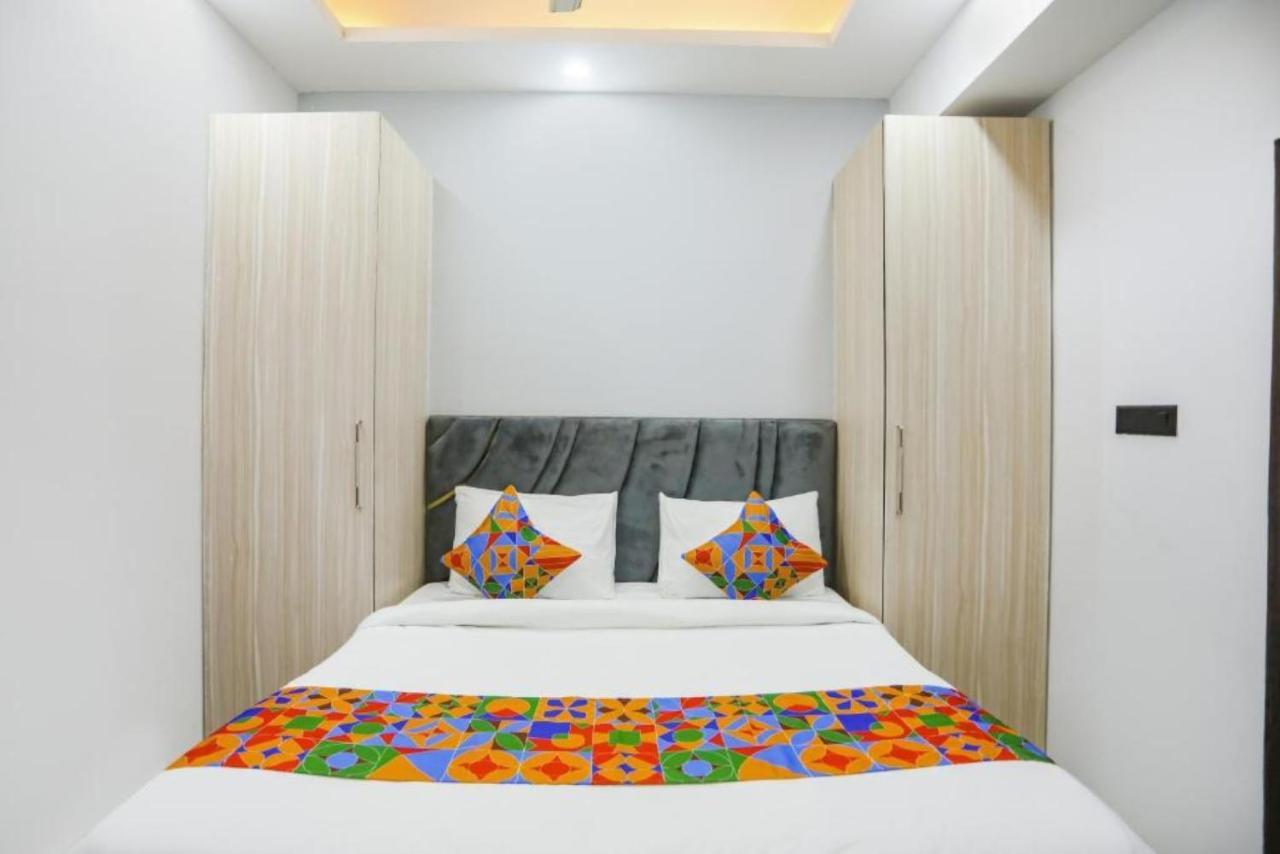 Hotel The Rasa At Vasundhara Ghaziabad Luaran gambar